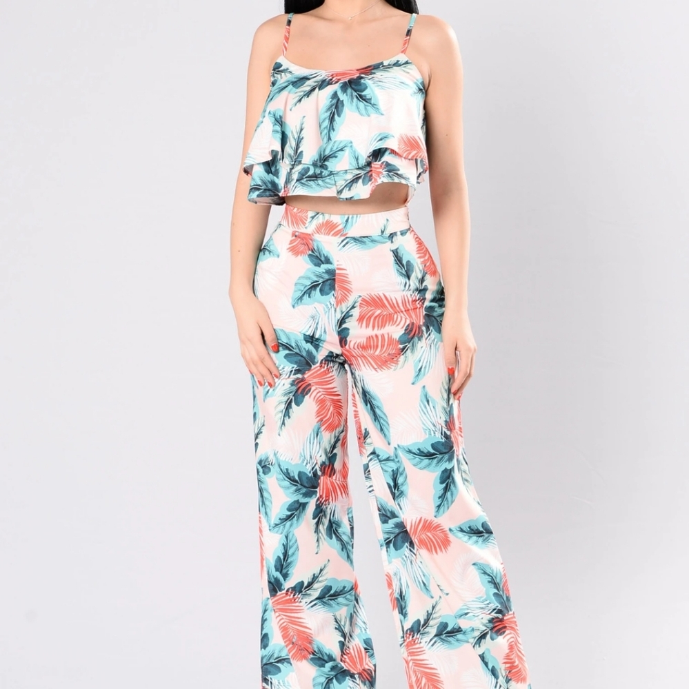 Fashion Nova 2 pc set